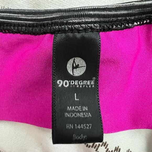 90 degrees REFLEX Sports Bra - Picture 3 of 3